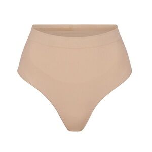 NWOT SKIMS SEAMLESS SCULPT MID WAIST THONG MICA LARGE X-LARGE
